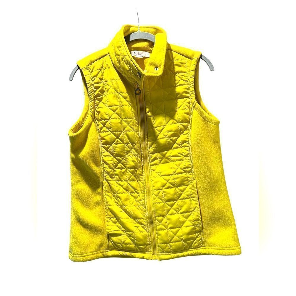 Au Lieu Bright yellow fleece vest with quilting. Size small.